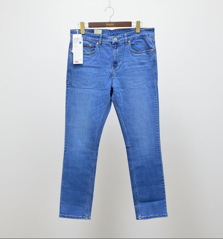 Levis Jeans